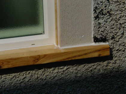 Windows - Corner Detail: Paintable Caulking
